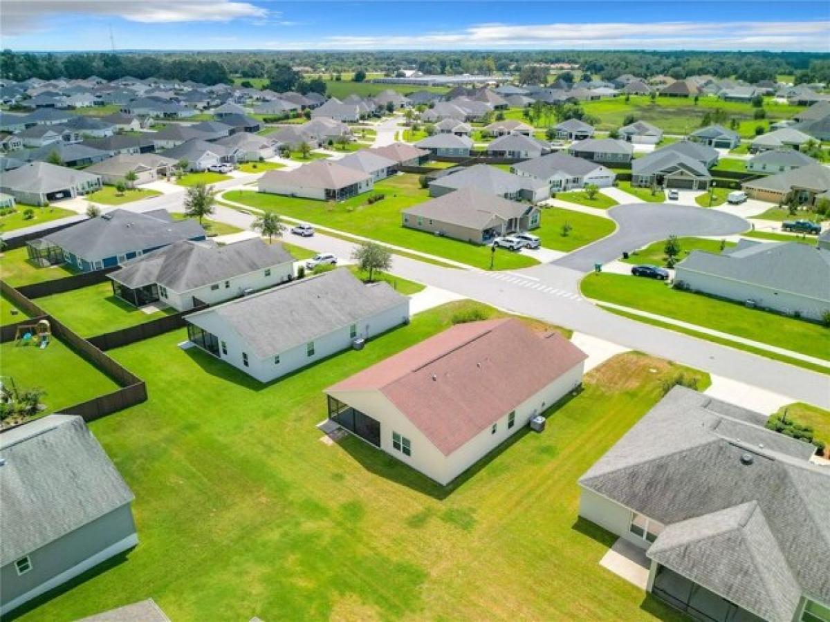 Picture of Home For Sale in Oxford, Florida, United States