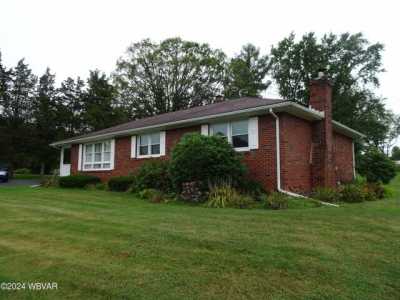 Home For Sale in Montoursville, Pennsylvania