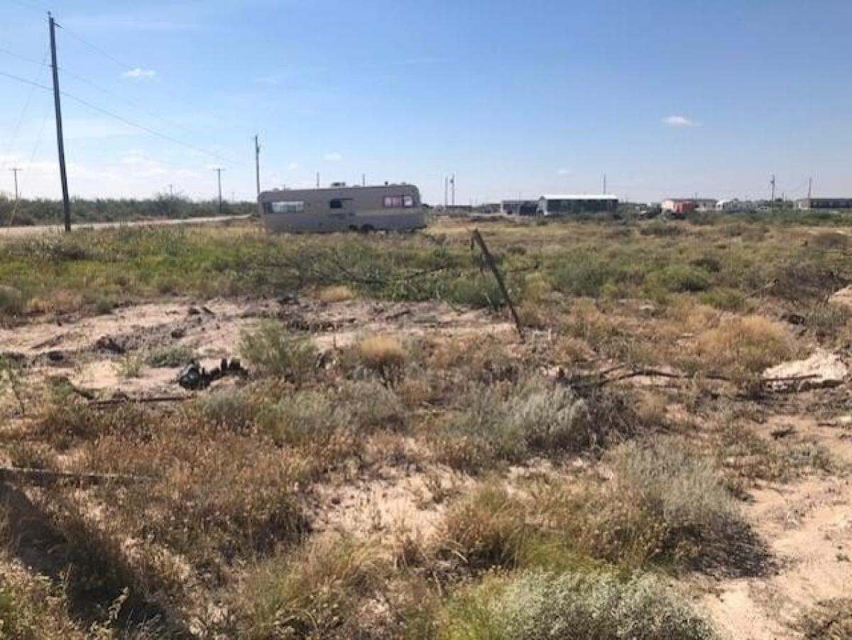 Picture of Residential Land For Sale in Odessa, Texas, United States