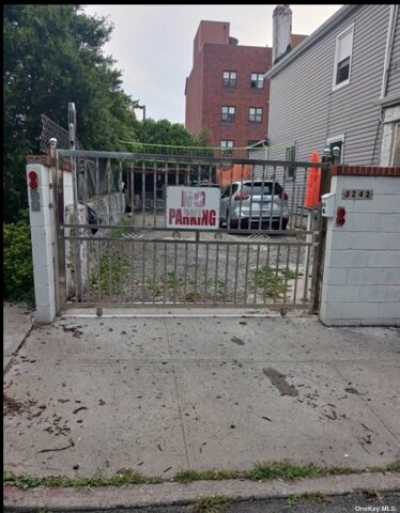 Residential Land For Sale in East Elmhurst, New York