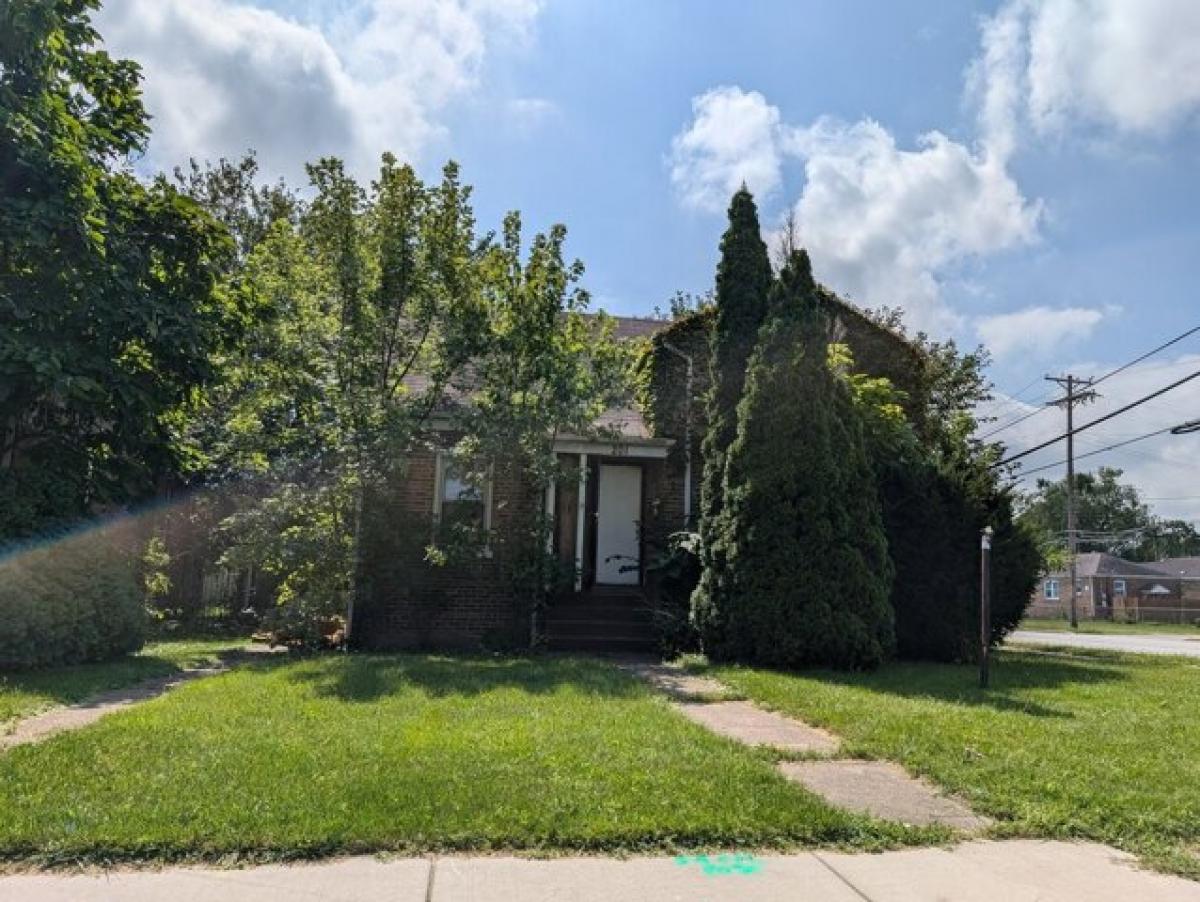 Picture of Home For Sale in Dolton, Illinois, United States