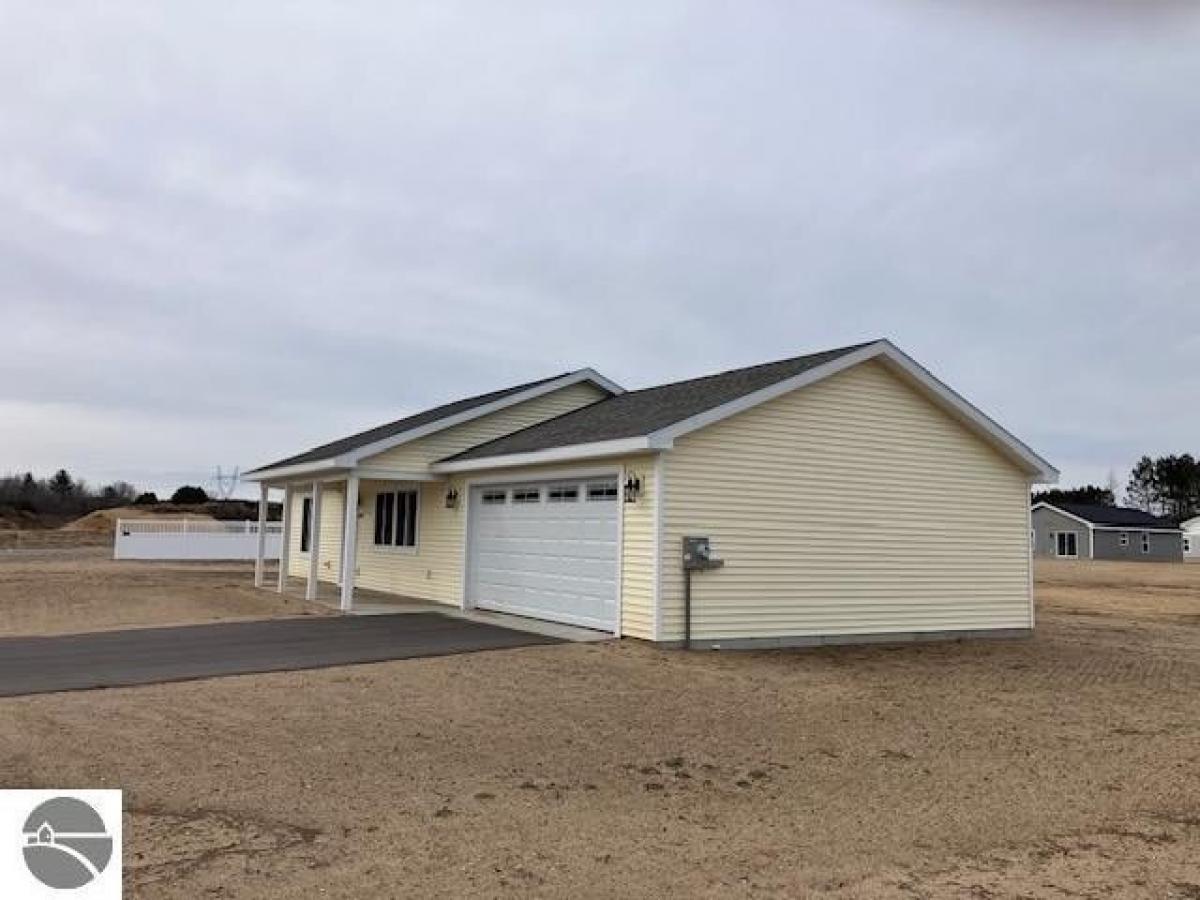 Picture of Home For Sale in Buckley, Michigan, United States