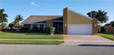 Home For Sale in Lauderhill, Florida