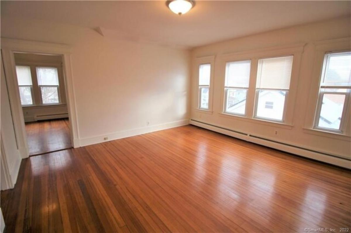 Picture of Apartment For Rent in West Hartford, Connecticut, United States