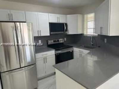 Home For Rent in Hialeah, Florida