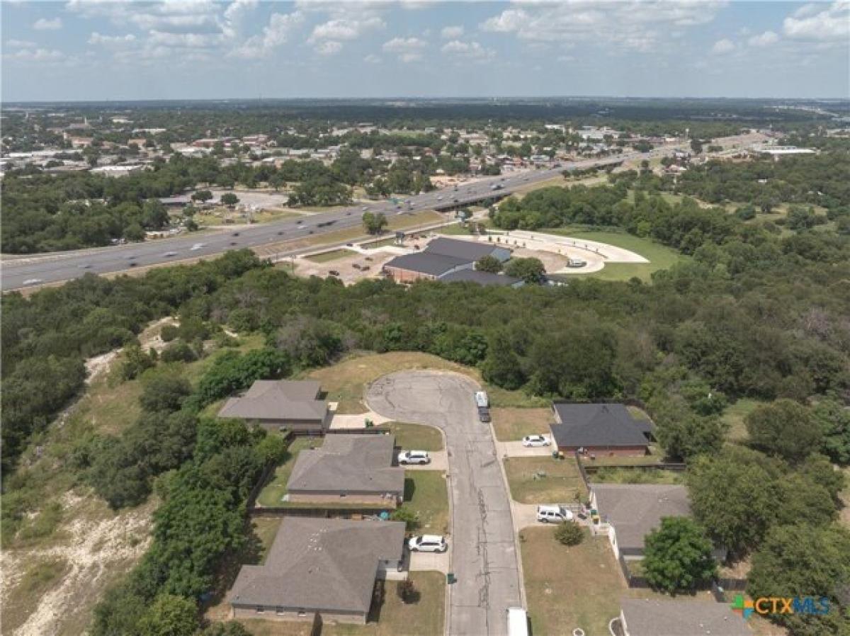 Picture of Residential Land For Sale in Belton, Texas, United States