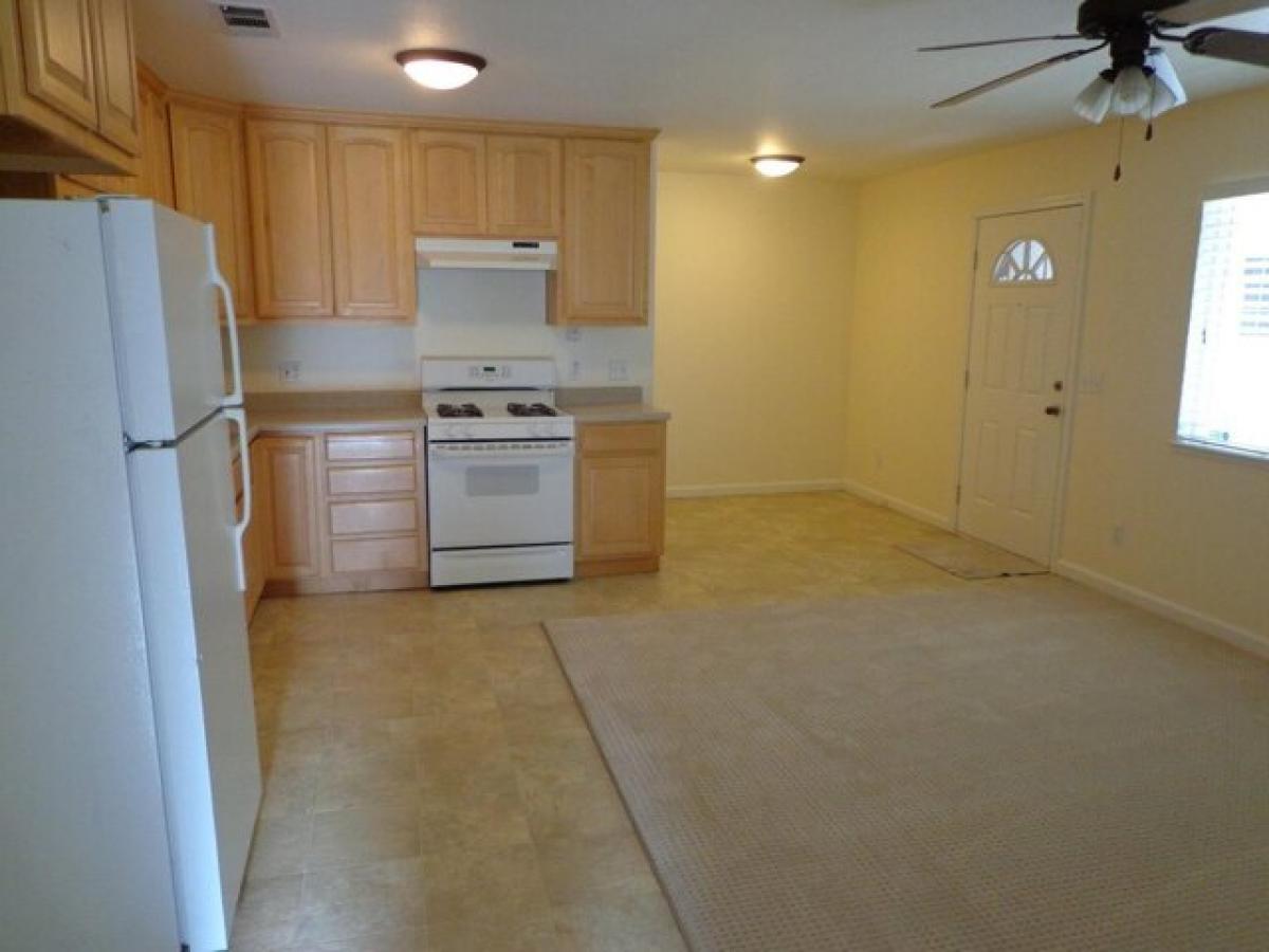 Picture of Apartment For Rent in Citrus Heights, California, United States