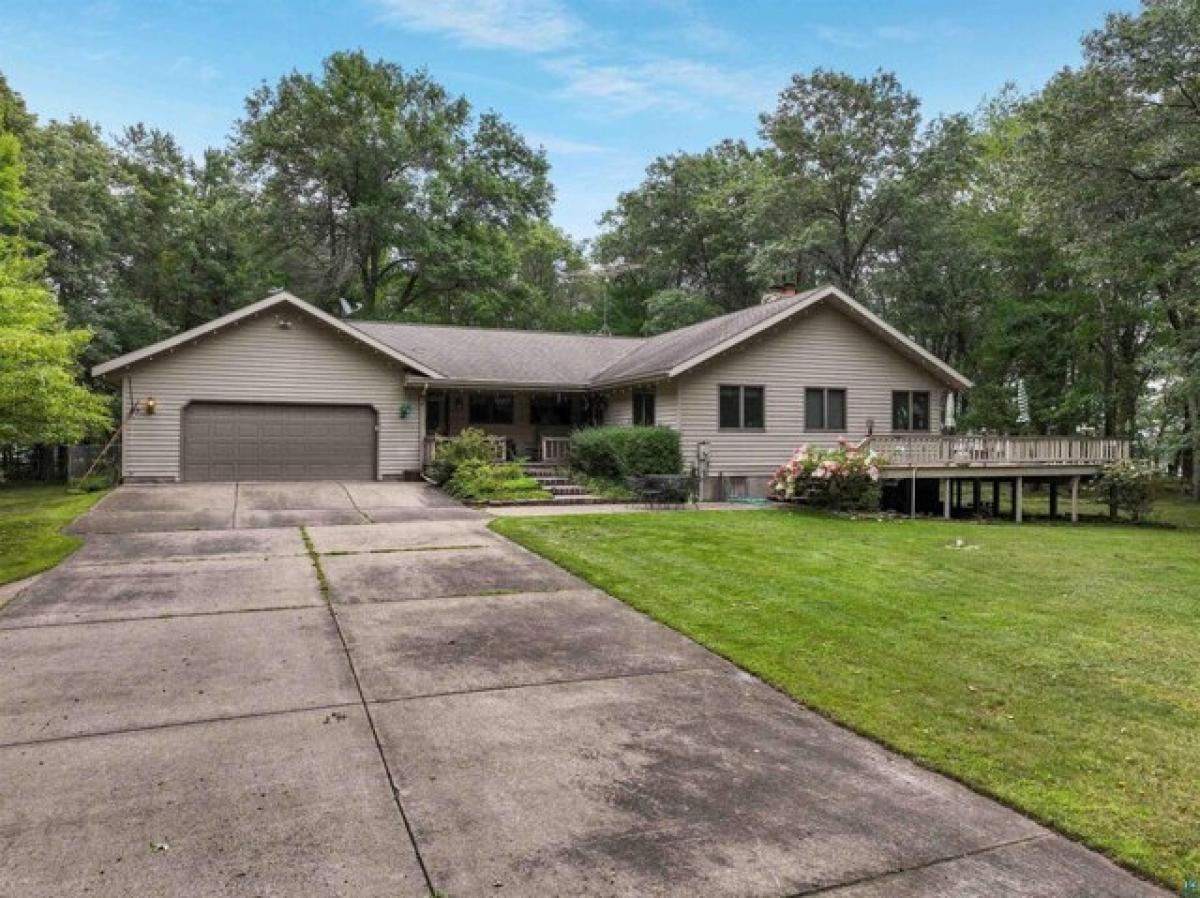 Picture of Home For Sale in Danbury, Wisconsin, United States