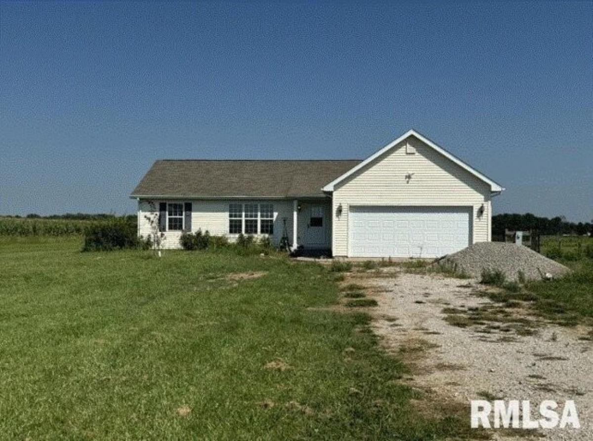 Picture of Home For Sale in Petersburg, Illinois, United States