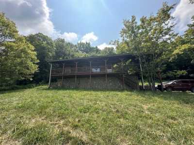 Home For Sale in Gordonsville, Tennessee