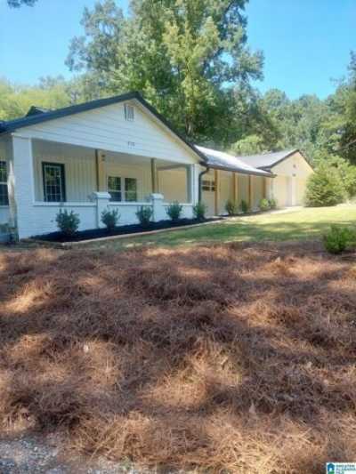 Home For Sale in Hueytown, Alabama