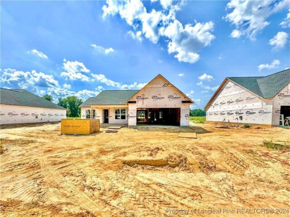 Picture of Home For Sale in Parkton, North Carolina, United States