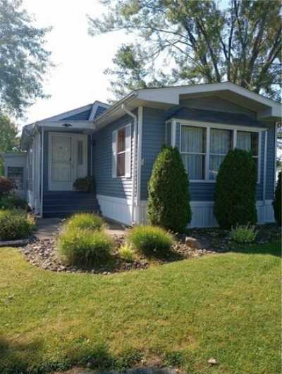 Home For Sale in Grove City, Pennsylvania