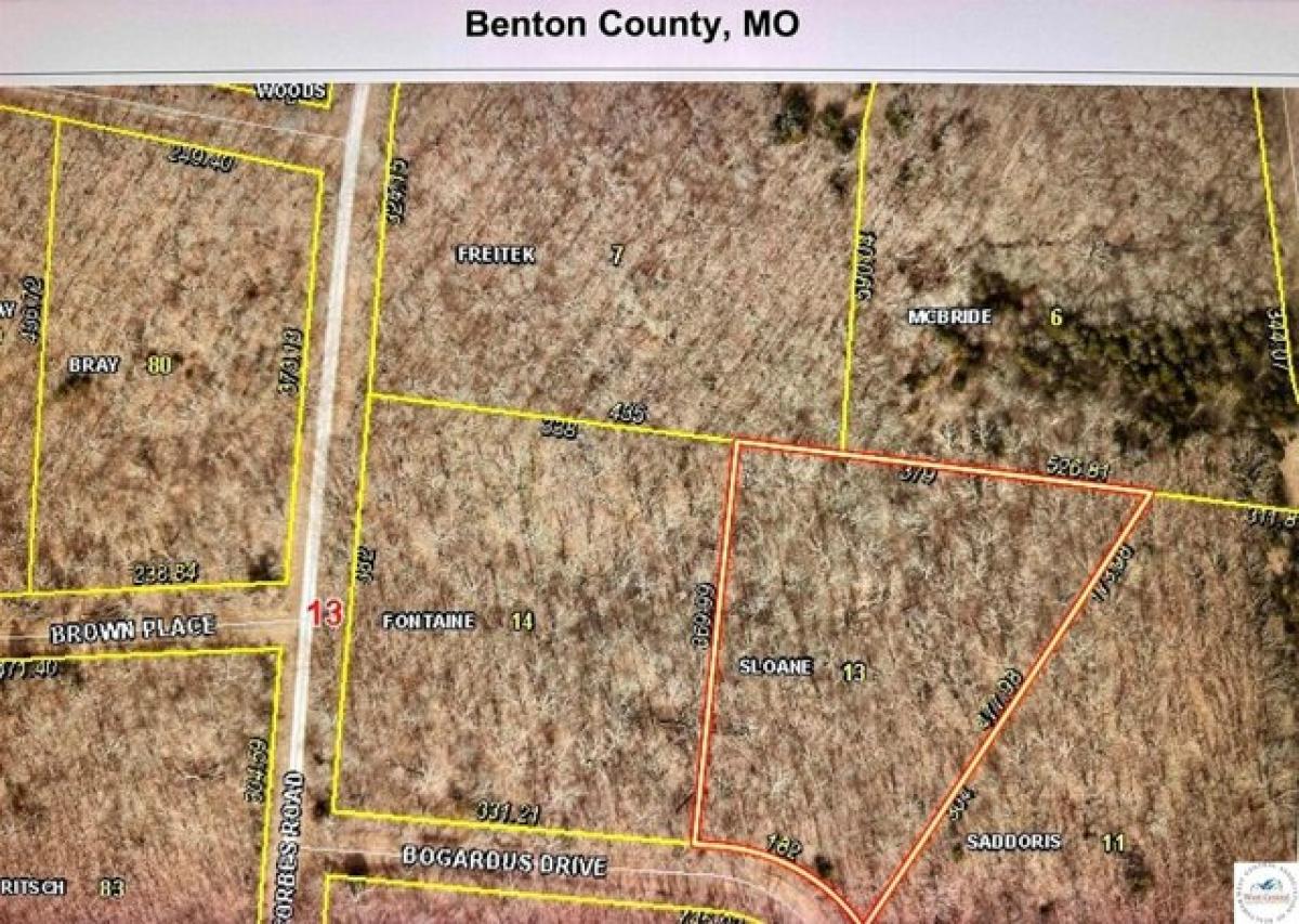 Picture of Residential Land For Rent in Edwards, Missouri, United States