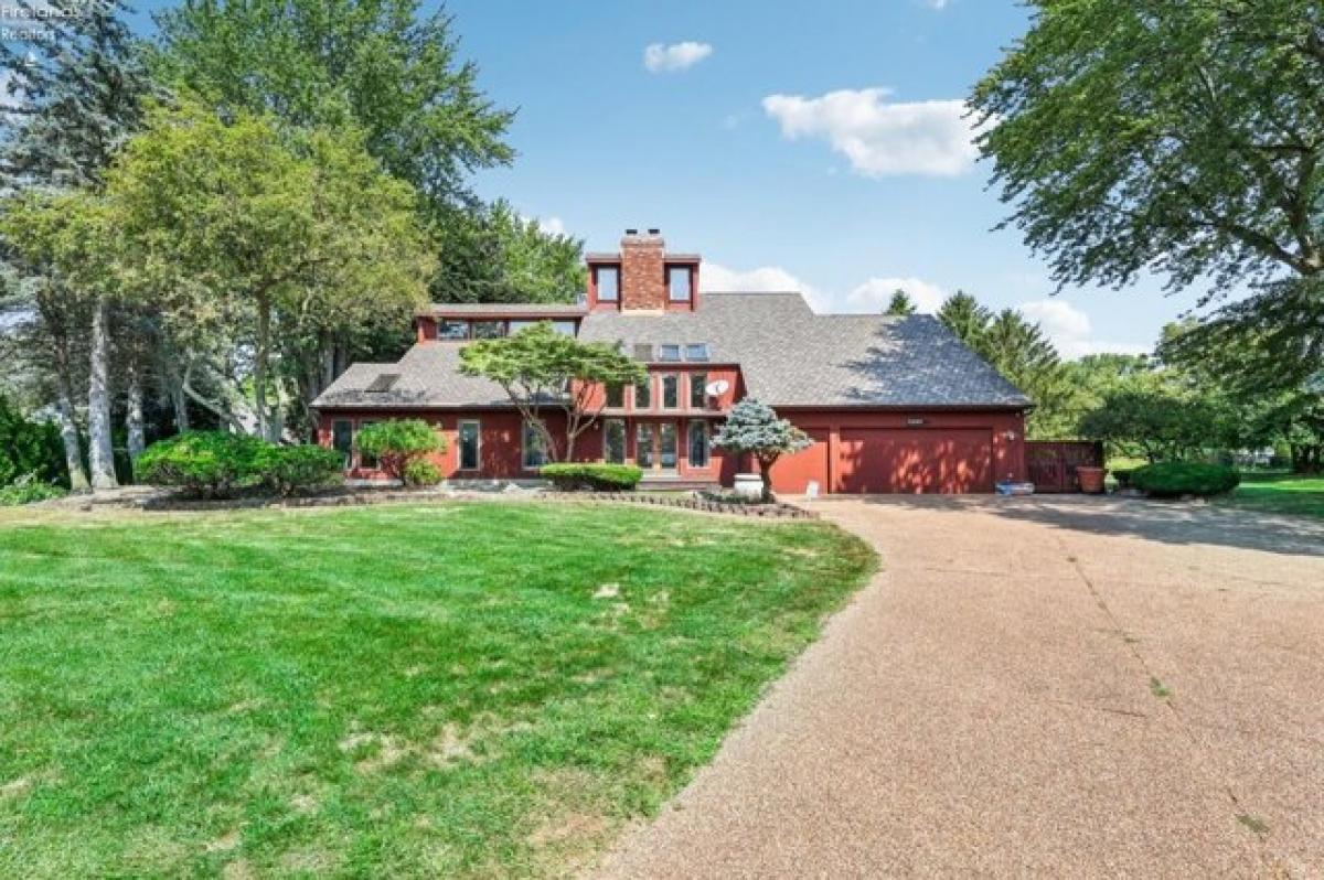 Picture of Home For Sale in Sandusky, Ohio, United States