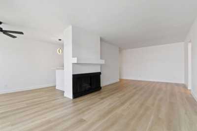 Apartment For Rent in Santa Monica, California