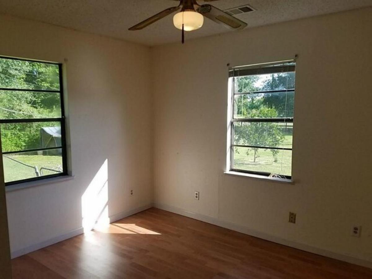 Picture of Home For Rent in Alvin, Texas, United States