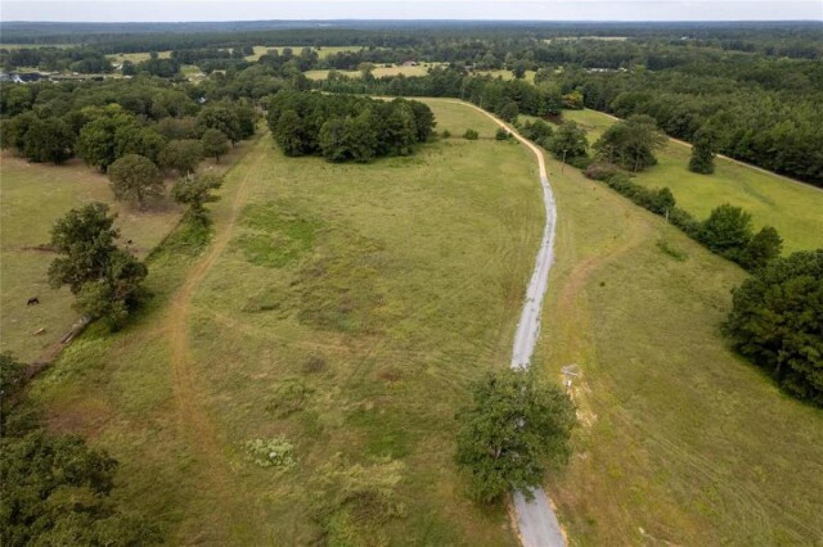 Picture of Residential Land For Sale in Atlanta, Texas, United States