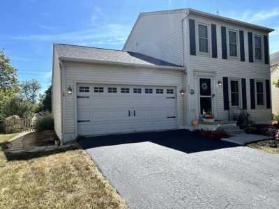 Home For Sale in Grove City, Ohio