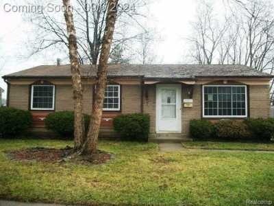 Home For Rent in Westland, Michigan