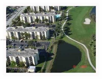 Home For Sale in Miami Lakes, Florida