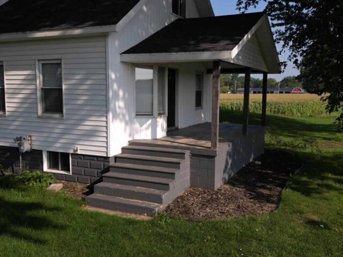 Picture of Home For Sale in Byron Center, Michigan, United States