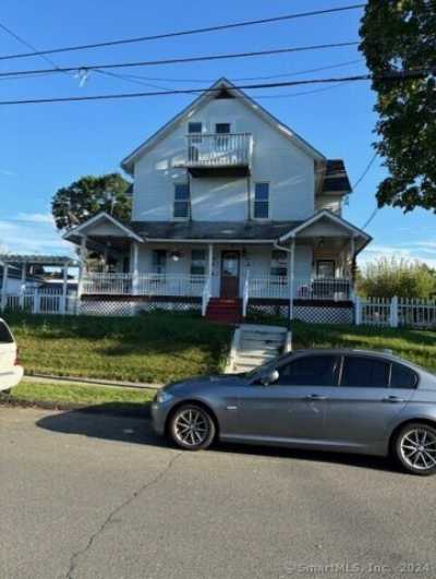 Home For Rent in Danbury, Connecticut