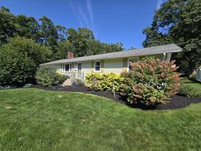 Home For Sale in Manchester, Connecticut