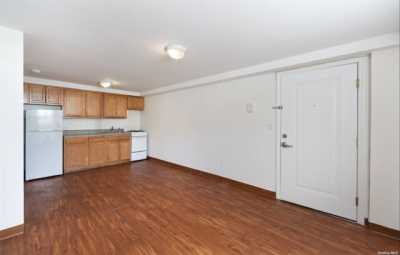 Apartment For Rent in Long Beach, New York