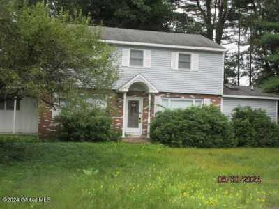 Home For Rent in Queensbury, New York