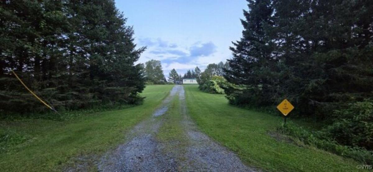 Picture of Residential Land For Sale in Lorraine, New York, United States