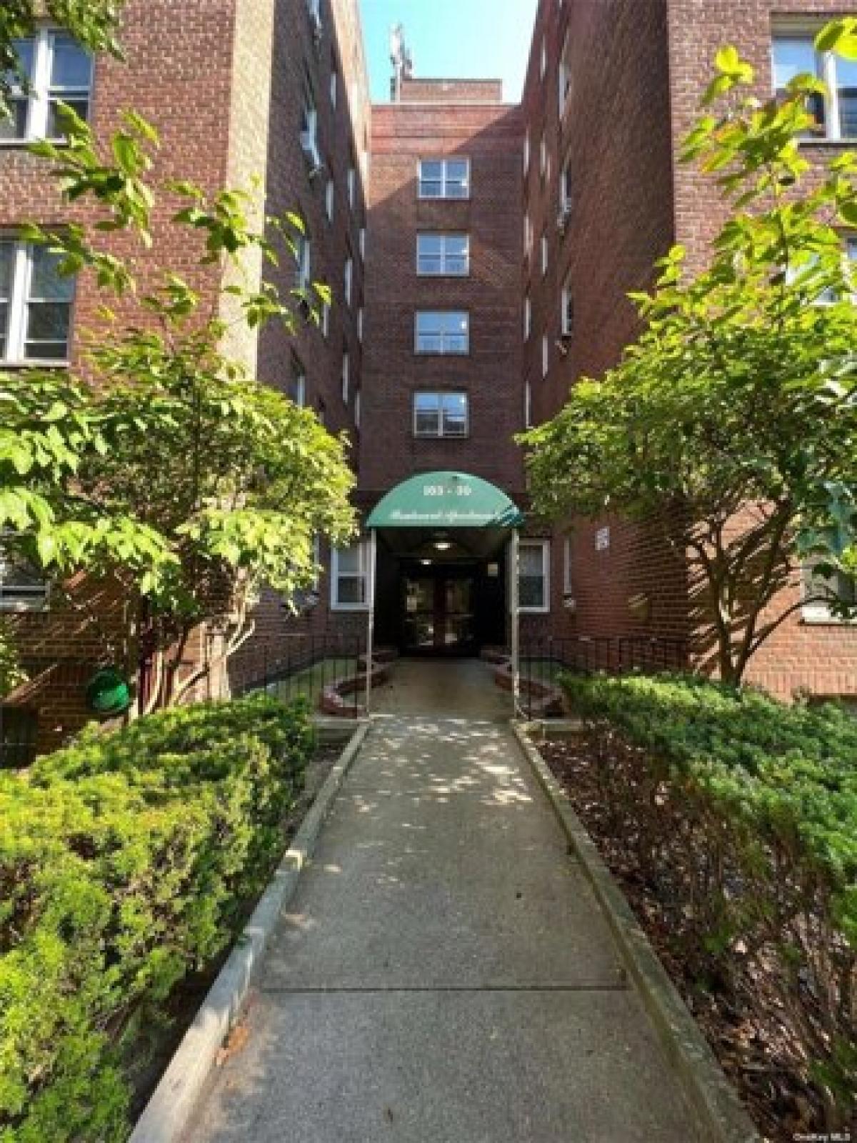 Picture of Home For Rent in Forest Hills, New York, United States