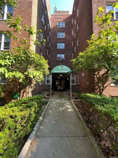 Home For Rent in Forest Hills, New York