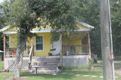 Home For Sale in Waveland, Mississippi