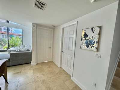 Home For Sale in Coral Gables, Florida