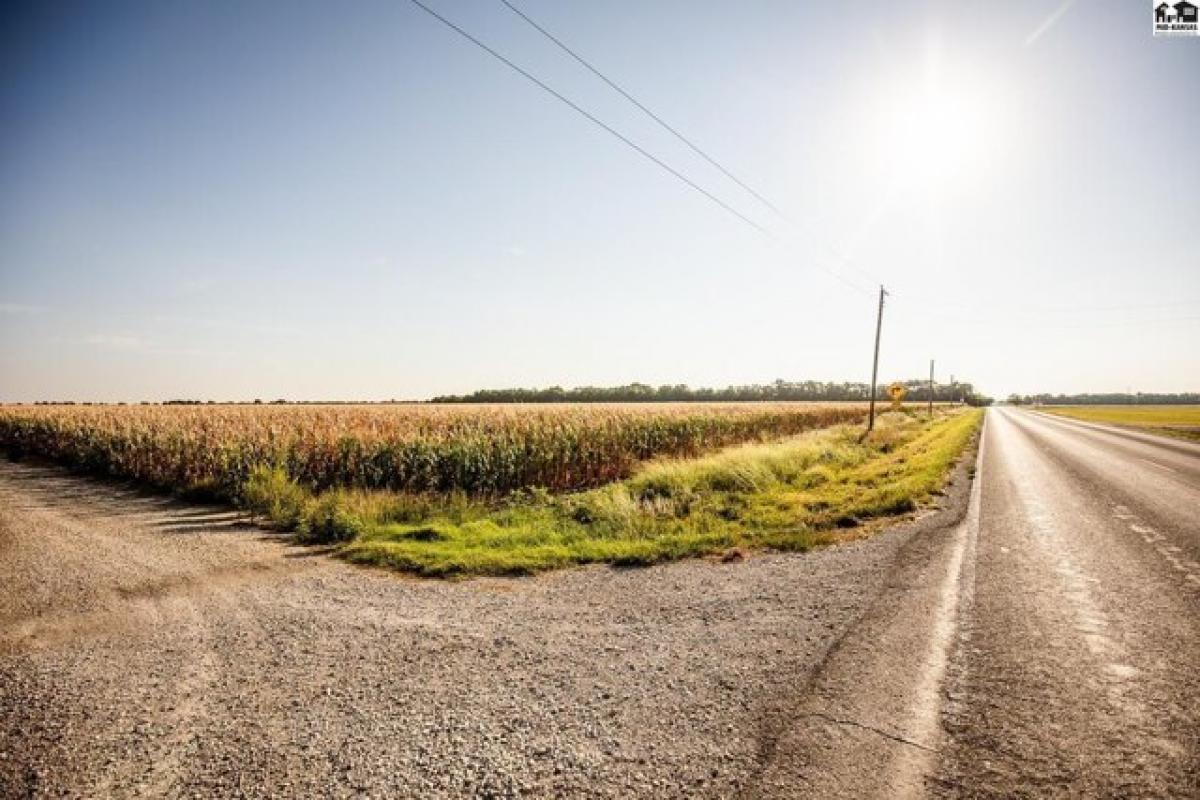 Picture of Residential Land For Sale in McPherson, Kansas, United States