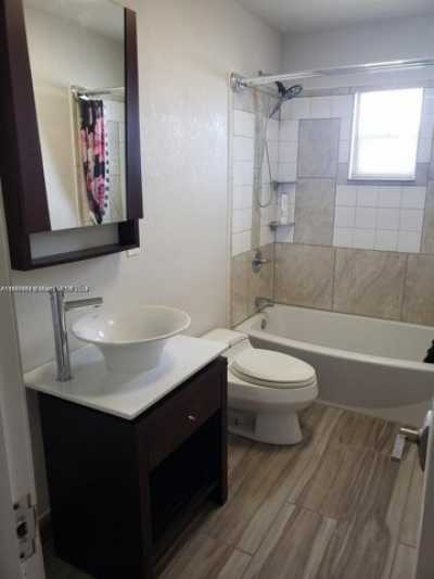 Home For Rent in Lauderhill, Florida