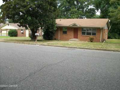 Home For Sale in Dyersburg, Tennessee