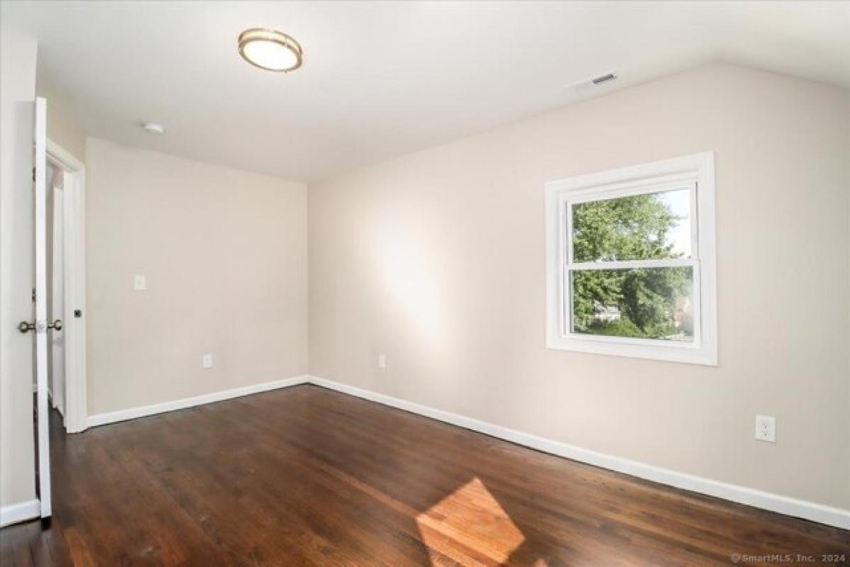 Picture of Home For Rent in Fairfield, Connecticut, United States