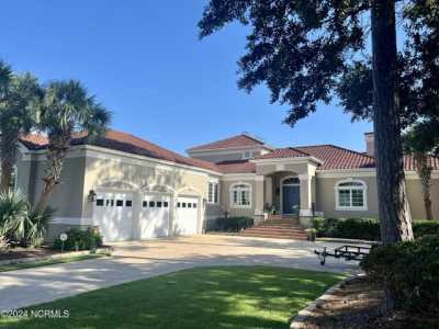 Home For Sale in Southport, North Carolina