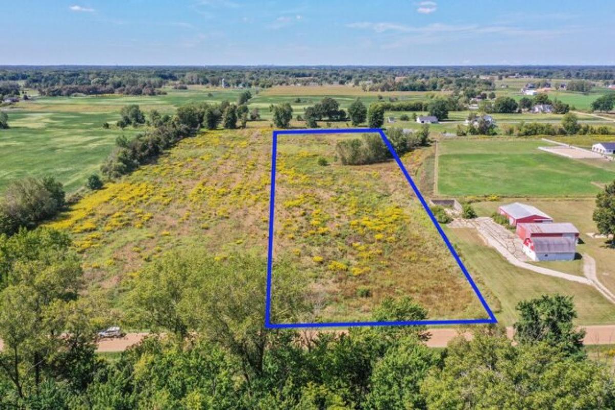 Picture of Residential Land For Sale in Hudsonville, Michigan, United States