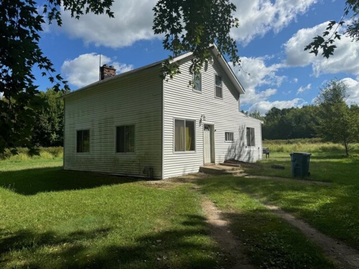 Picture of Home For Sale in Bangor, Michigan, United States