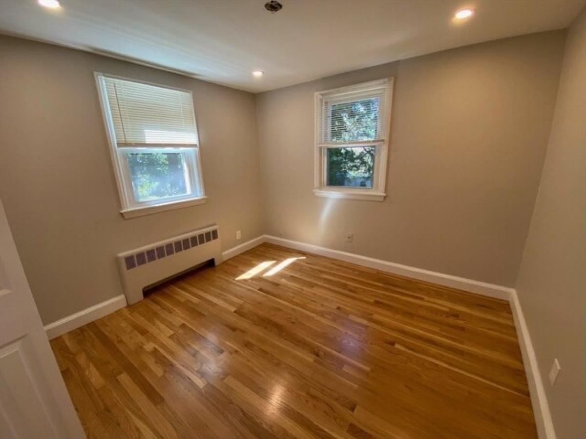 Picture of Home For Rent in Bedford, Massachusetts, United States