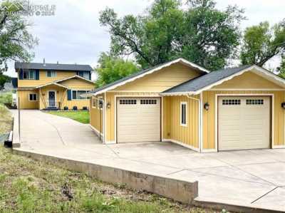 Home For Sale in Manitou Springs, Colorado