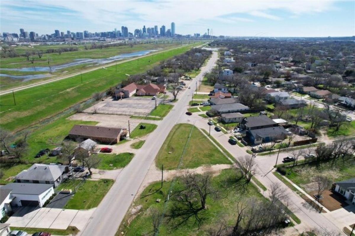 Picture of Residential Land For Sale in Dallas, Texas, United States