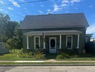 Home For Sale in Williamsburg, Ohio