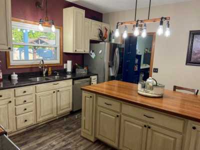 Home For Sale in Willow Springs, Missouri