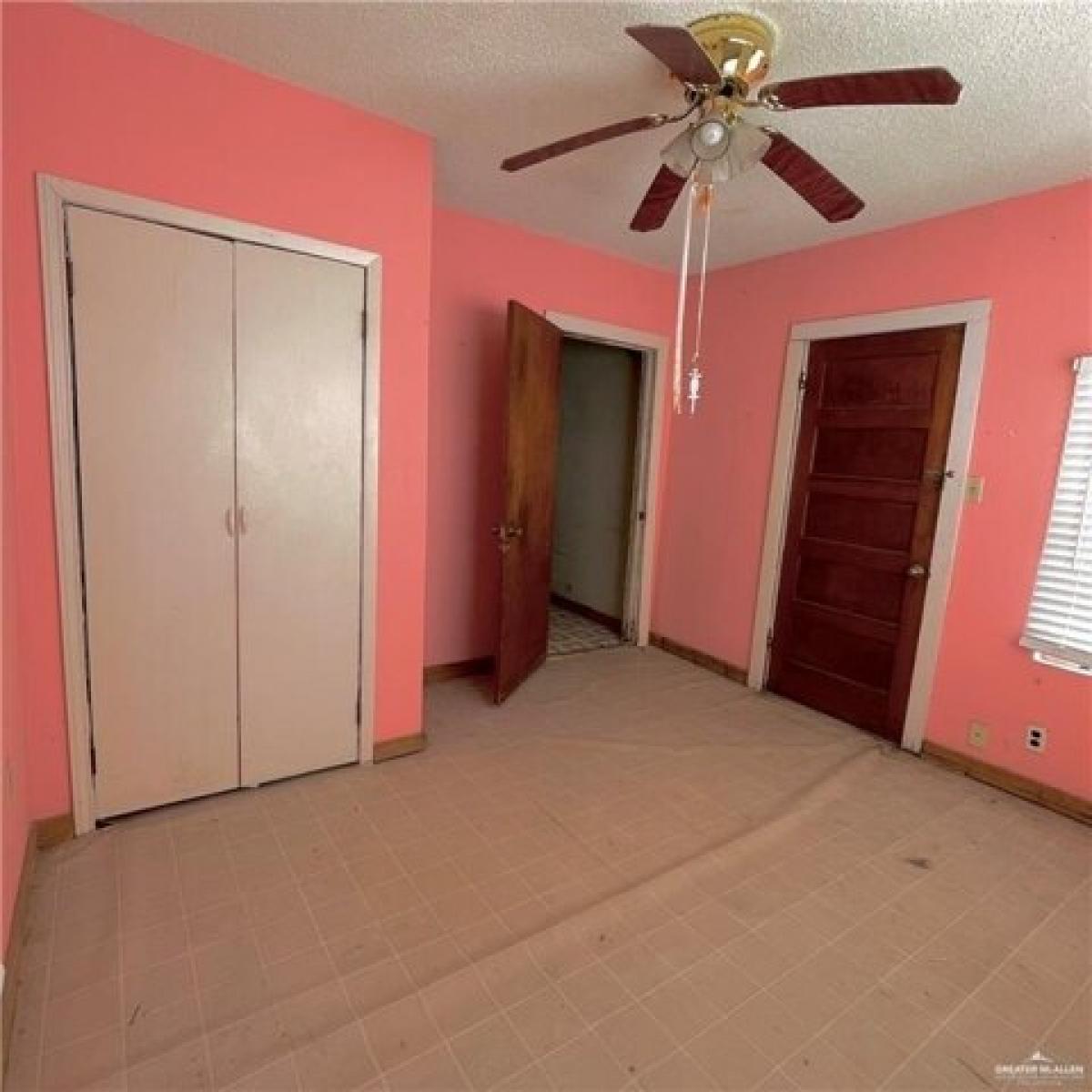 Picture of Home For Sale in McAllen, Texas, United States