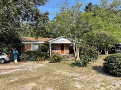 Home For Rent in Pensacola, Florida