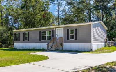 Home For Sale in Live Oak, Florida